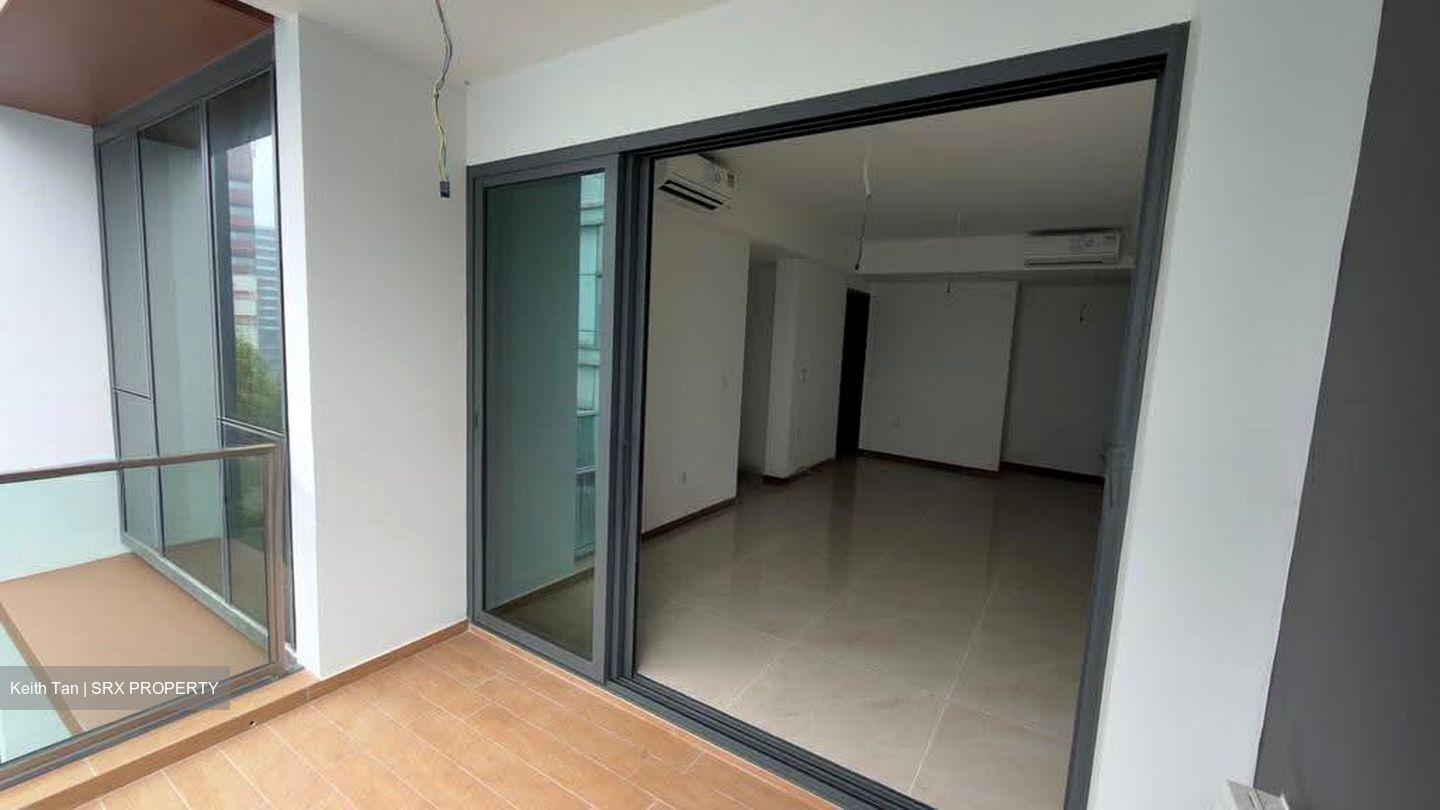 Slim Barracks Rise (D5), Condominium #639078121